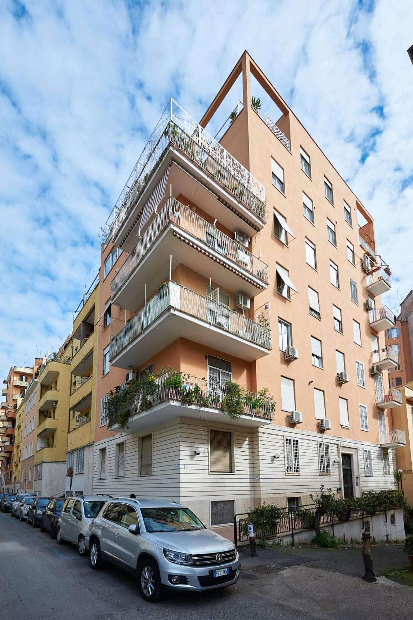 Accogliente Monolocale A Ben Collegato Vicino A Luiss E Sapienza Apartment Rom